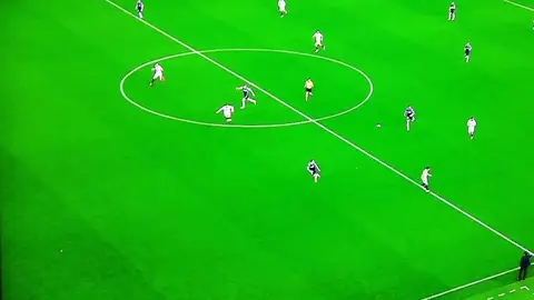 La jugada de Óscar Plano en el Valencia-Valladolid La jugada de Óscar Plano en el Valencia-Valladolid