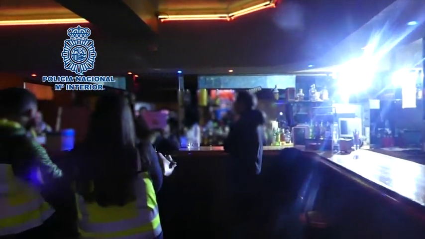 La Policía libera a una mujer con discapacidad intelectual que era prostituida en un club de alterne de Ávila La Policía libera a una mujer con discapacidad intelectual que era prostituida en un club de alterne de Ávila