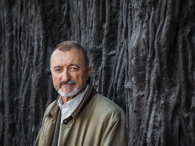 La respuesta de Arturo Pérez-Reverte a la polémica petición de López Obrador: "Que se disculpe él, que tiene apellidos españoles y vive allí" La respuesta de Arturo Pérez-Reverte a la polémica petición de López Obrador: "Que se disculpe él, que tiene apellidos españoles y vive allí"