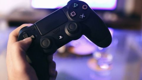 console controller gamer 21067_643x397
