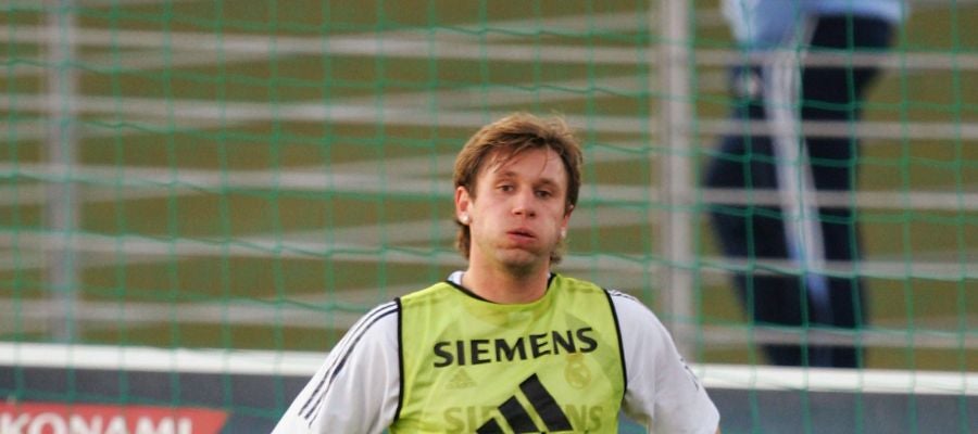 Cassano, durante un entrenamiento con el Real Madrid Cassano, durante un entrenamiento con el Real Madrid