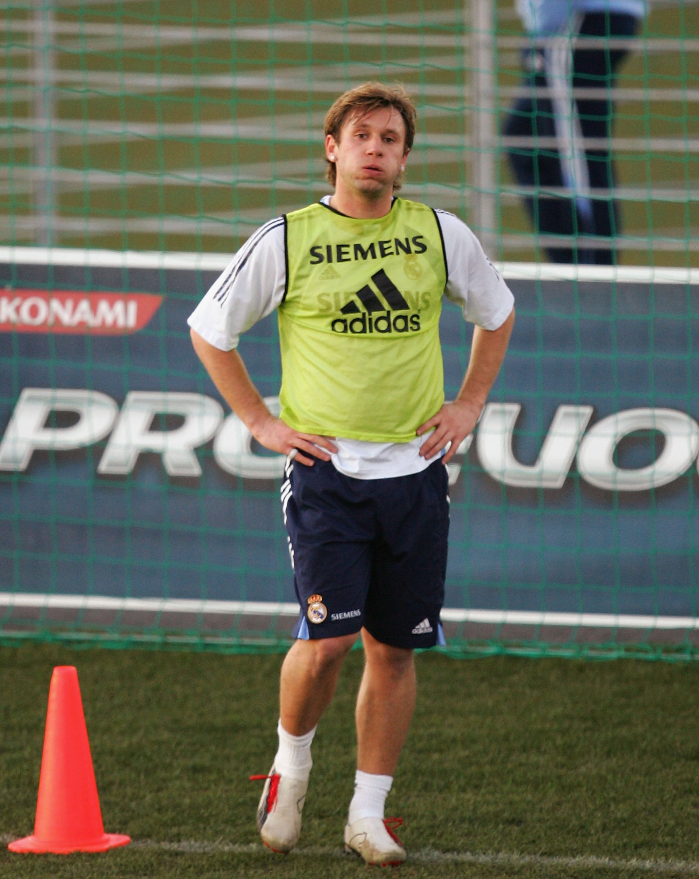 Cassano y su etapa en el Real Madrid: "Falté el respeto a los entrenadores, no me gustaba entrenar..." Cassano y su etapa en el Real Madrid: "Falté el respeto a los entrenadores, no me gustaba entrenar..."