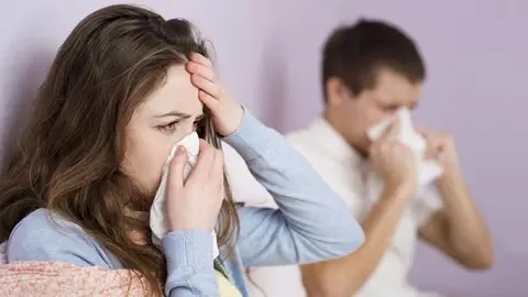 Gripe: La SEIMC elabora un decálogo de recomendaciones para combatirla EN BUENAS MANOS