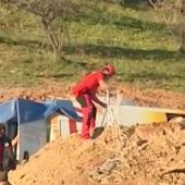 laSexta Noticias 14:00 (14-01-19) Se complica el rescate de Yulen: topan con una zona dura de tierra en el pozo donde cayó el niño en Málaga