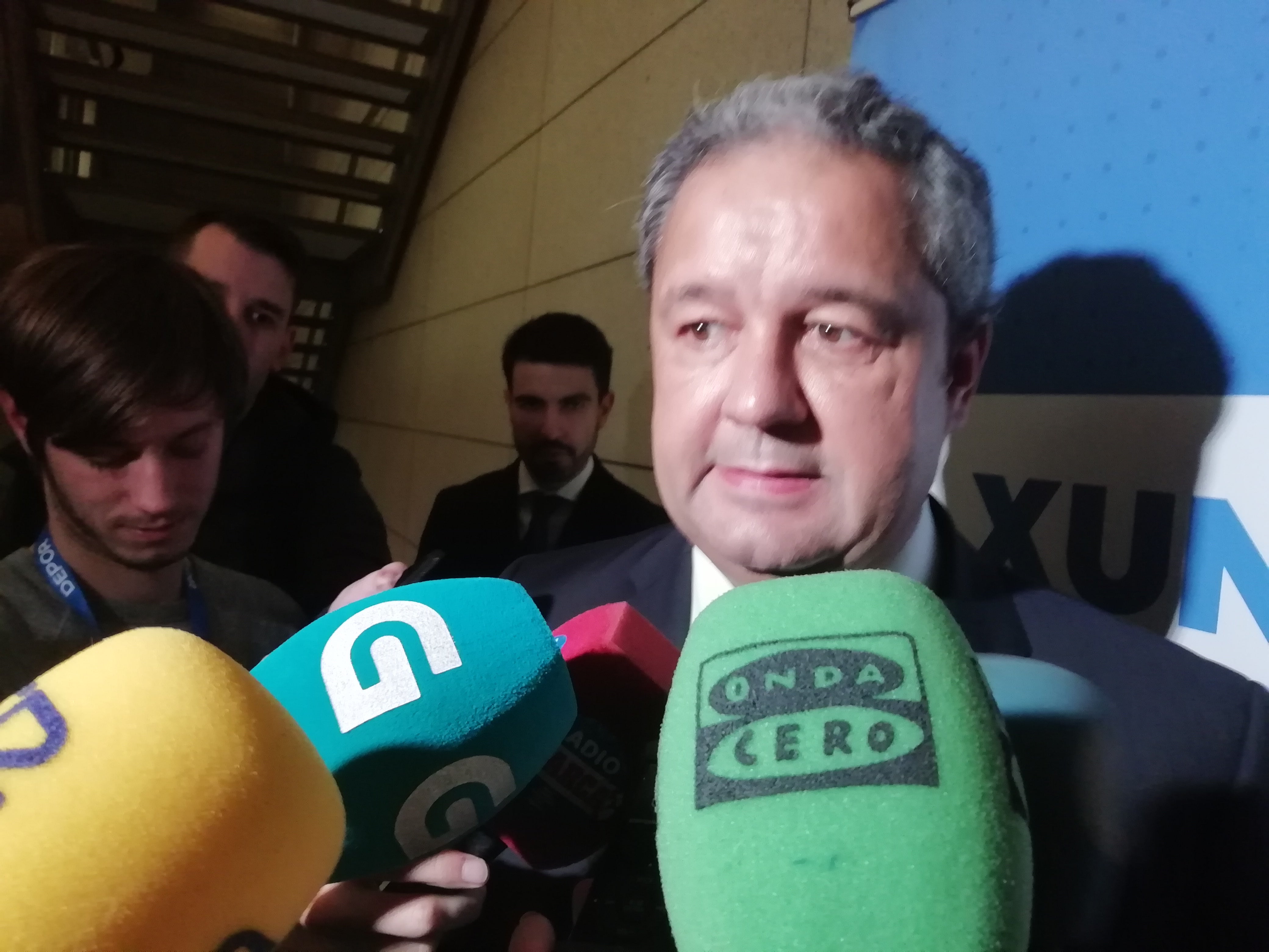 El Athletic quiere mandar a Unai López al Dépor y mañana declaran en el Mercantil Tino Fdez. y Quique Calvete El Athletic quiere mandar a Unai López al Dépor y mañana declaran en el Mercantil Tino Fdez. y Quique Calvete