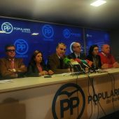 Senadores e deputados do PP de Ourense, na rolda dos orzamentos