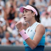 Garbiñe Muguruza celebra un punto en su estreno en el Open de Australia Garbiñe Muguruza celebra un punto en su estreno en el Open de Australia