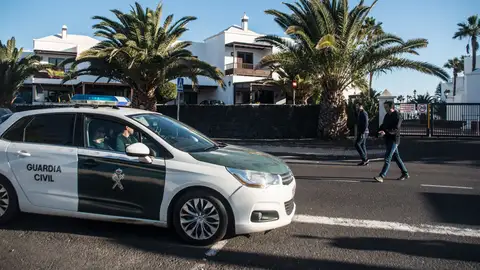Un coche de la Guardia Civil en una imagen de archivo Un coche de la Guardia Civil en una imagen de archivo