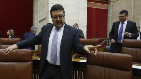 El portavoz de Vox en el Parlamento de Andaluc&iacute;a, Francisco Serrano