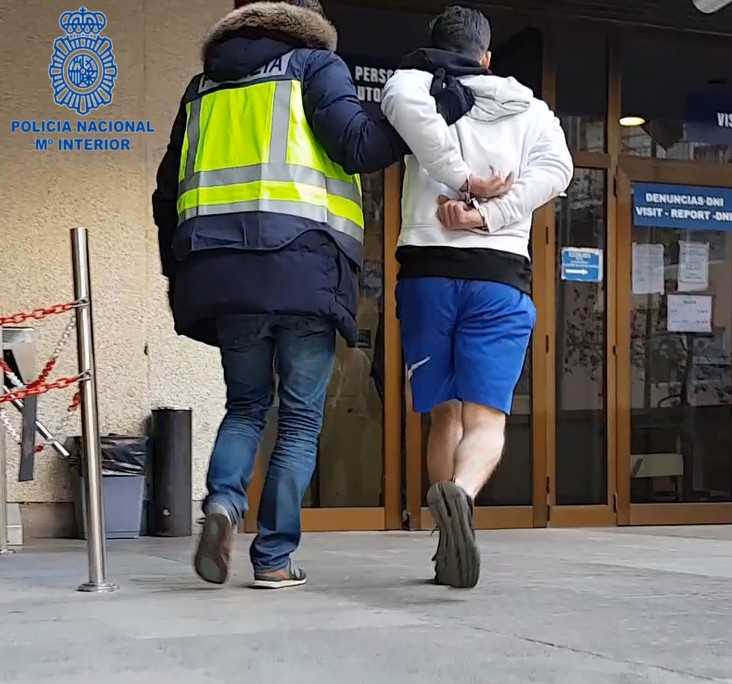 Detenidas cuatro personas como responsables de los atracos a taxistas en Palma Detenidas cuatro personas como responsables de los atracos a taxistas en Palma