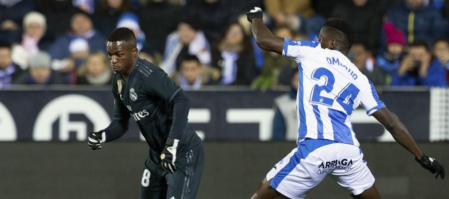 Vinicius regatea a su rival en el partido ante el Leganés Vinicius regatea a su rival en el partido ante el Leganés
