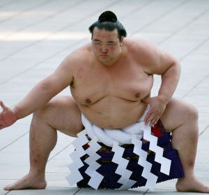 Yokozuna Kisenosato, en un acto en Japón Yokozuna Kisenosato, en un acto en Japón