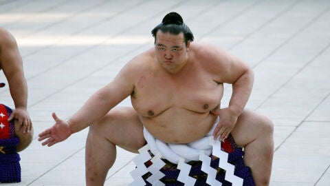 Yokozuna Kisenosato, en un acto en Jap&oacute;n