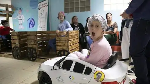 Niños del Hospital Materno Infantil en el programa Risopérate antes de entrar al quirófano Niños del Hospital Materno Infantil en el programa Risopérate antes de entrar al quirófano