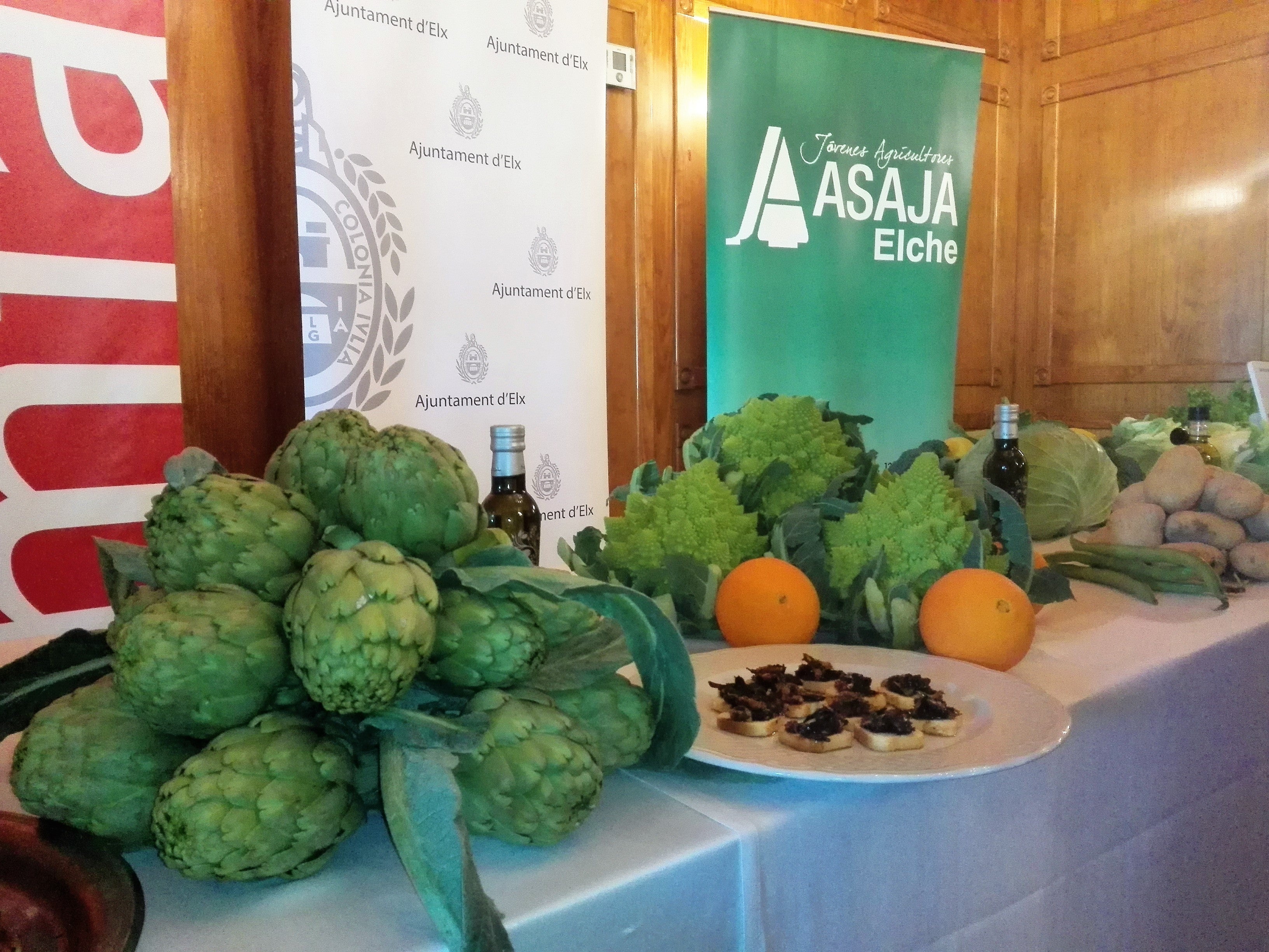 La campaña de hortalizas de invierno mantiene un millar de empleos directos en el Camp d’Elx La campaña de hortalizas de invierno mantiene un millar de empleos directos en el Camp d’Elx