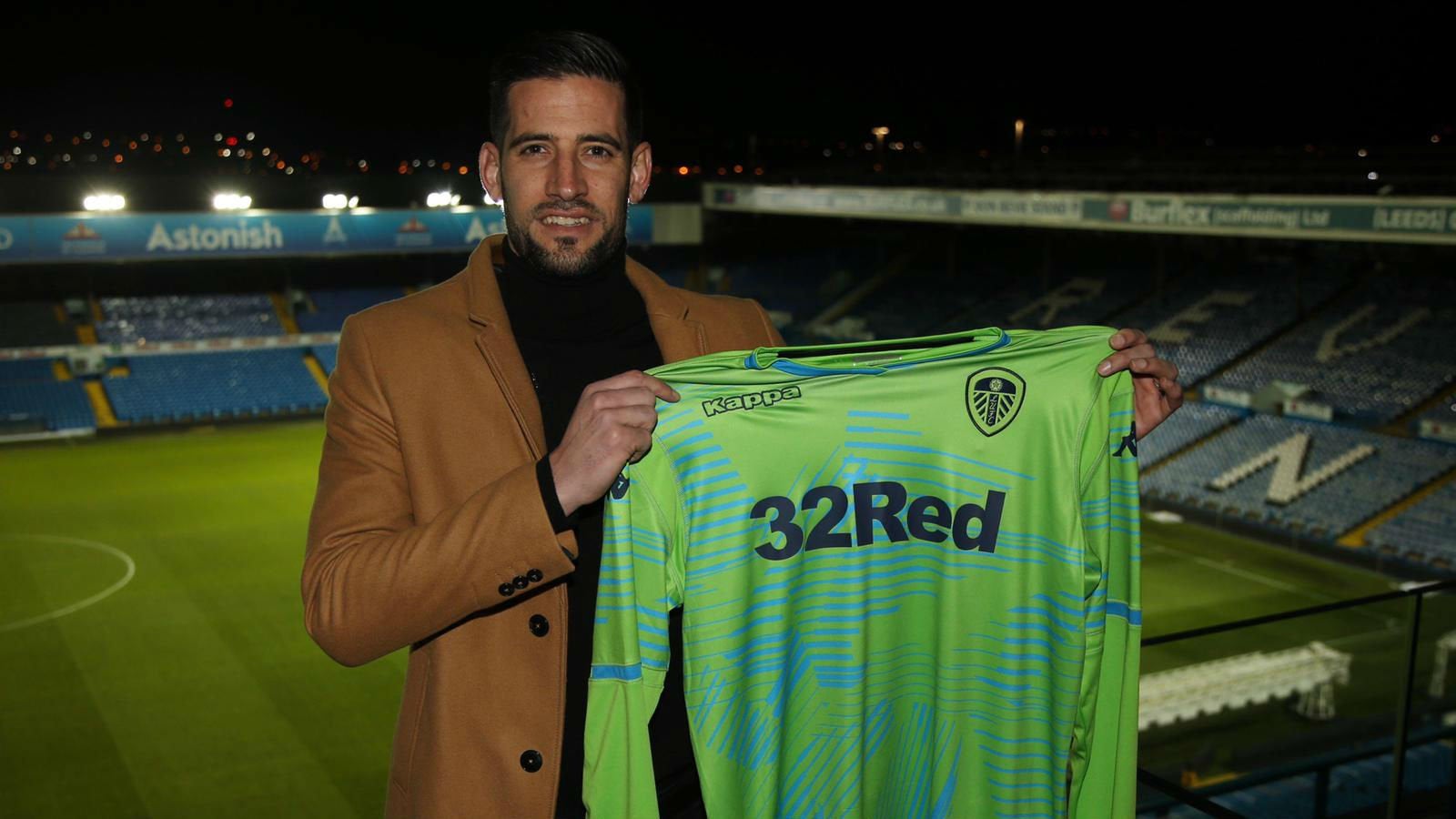 Kiko Casilla deja el Real Madrid y ficha por el Leeds Kiko Casilla deja el Real Madrid y ficha por el Leeds