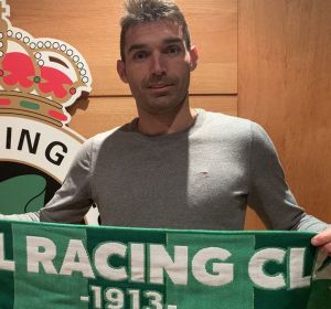 David Barral, en su presentación con el Racing. David Barral, en su presentación con el Racing.
