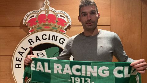 David Barral, en su presentaci&oacute;n con el Racing. 
