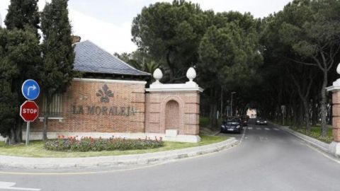Entrada al barrio de La Moraleja en Madrid. 