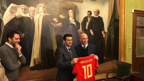 LUIS RUBIALES EN GRANADA