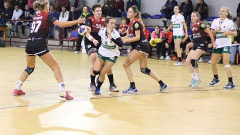 La extremo izquierdo Jennifer Guti&eacute;rrez volver&aacute; a tener minutos tras superar la lesi&oacute;n en el brazo derecho que se produjo en el Europeo de Francia.