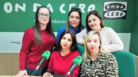 Madres de Elche de niños con autismo denuncian la pasividad del Consell en el reconocimiento de su discapacidad. Madres de Elche de niños con autismo denuncian la pasividad del Consell en el reconocimiento de su discapacidad.