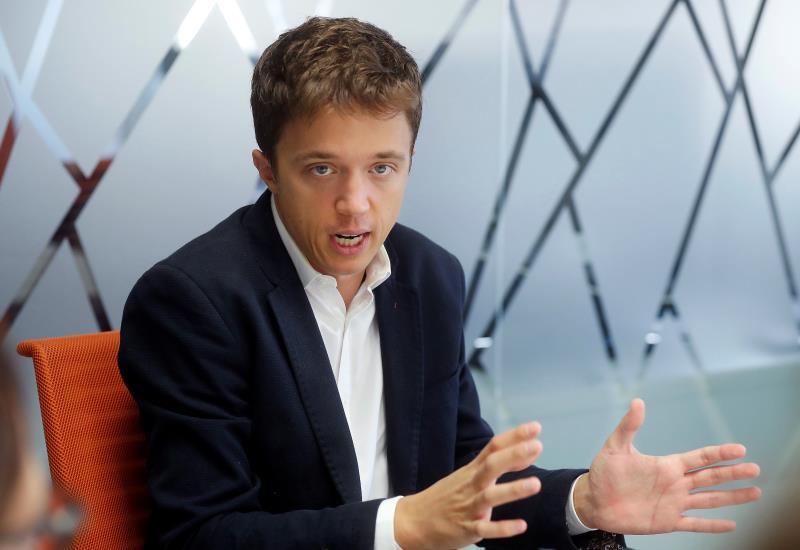 Íñigo Errejón: "Carmena es un referente gobernando Madrid y haciendo política escuchando e integrando" Íñigo Errejón: "Carmena es un referente gobernando Madrid y haciendo política escuchando e integrando"
