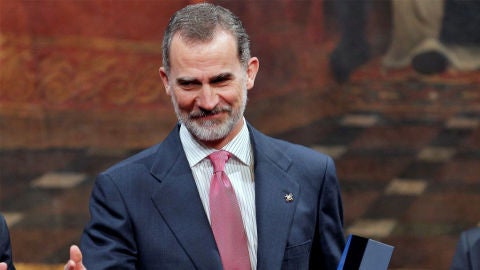 El Rey Felipe VI recibe el Premio Convivencia otorgado por la Fundaci&oacute;n Manuel Broseta