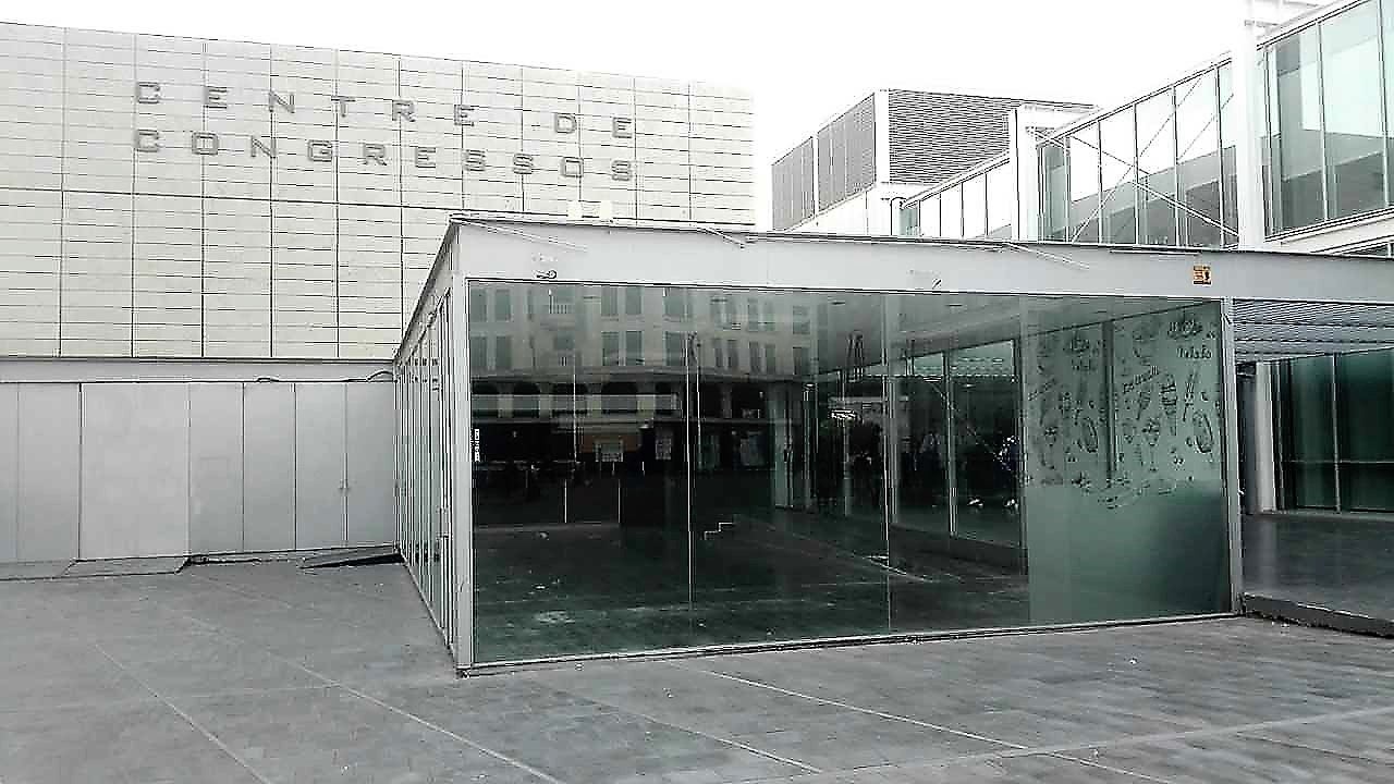 Ilicitanos por Elche denuncia que la cafetería del centro de congresos lleva tres meses cerrada Ilicitanos por Elche denuncia que la cafetería del centro de congresos lleva tres meses cerrada