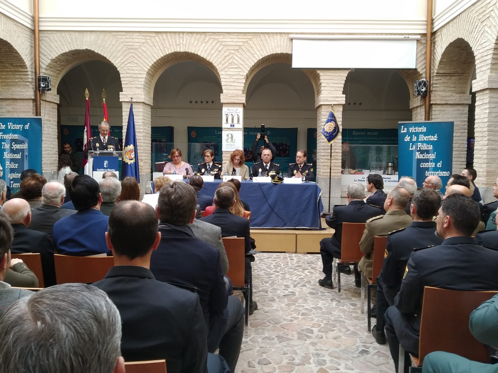 Reconocimiento a los 195 años de la Policía Nacional Reconocimiento a los 195 años de la Policía Nacional