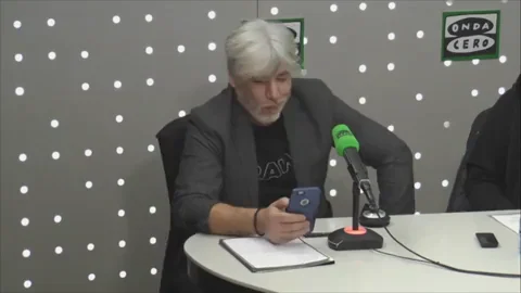 El osado poeta capaz de componer versos sobre Surtido de Ib&eacute;ricos