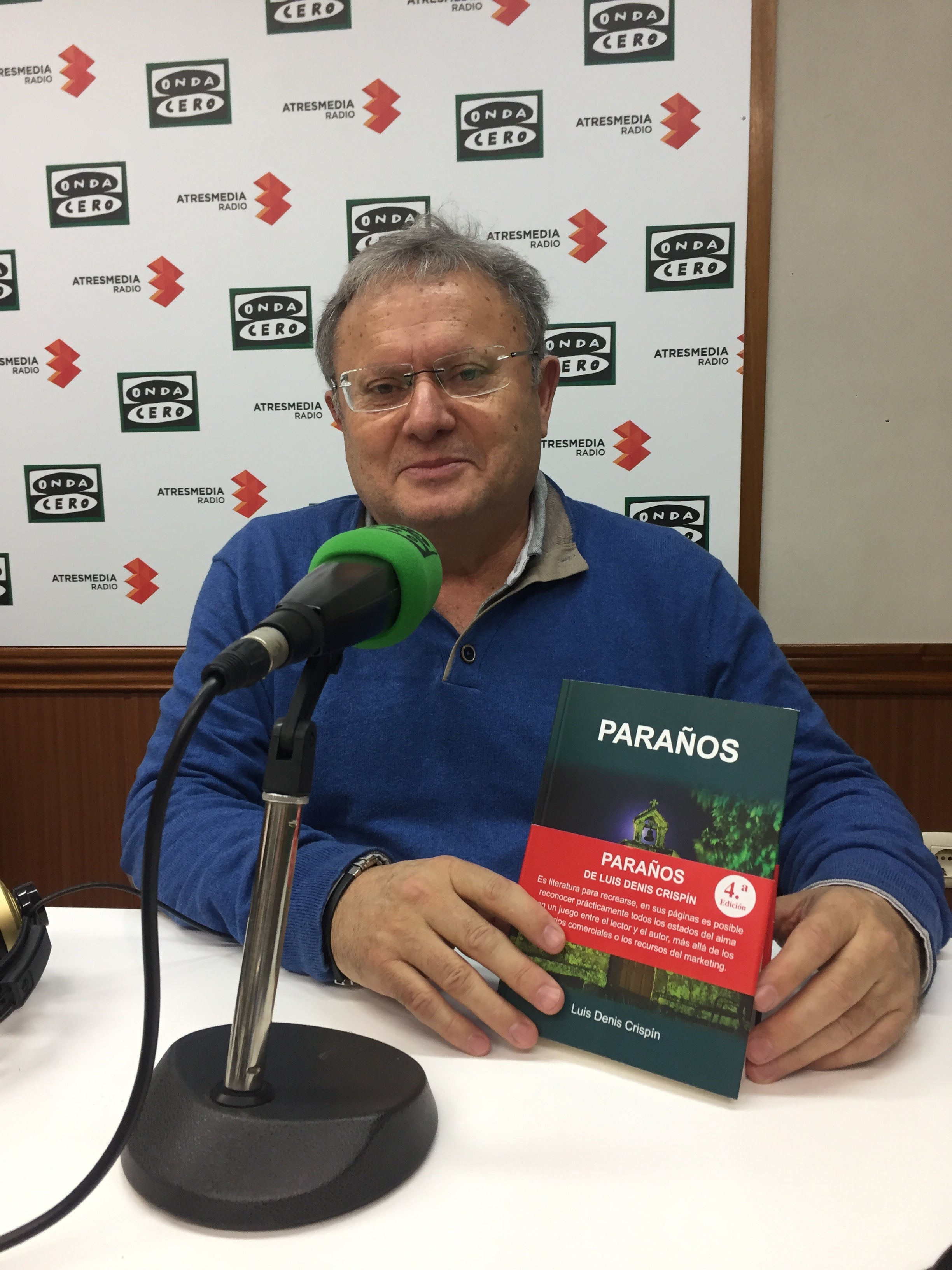 El escritor Luis Denís presenta en Ciudad Real "Paraños". El escritor Luis Denís presenta en Ciudad Real "Paraños".