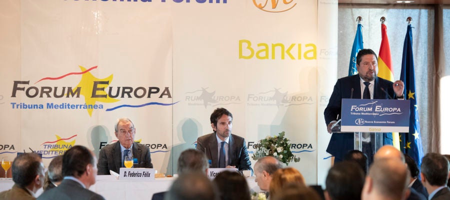 El presidente provincial, Javier Moliner, durante su intervención. El presidente provincial, Javier Moliner, durante su intervención.