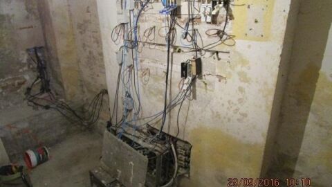 Le exige que renueve sus instalaciones 