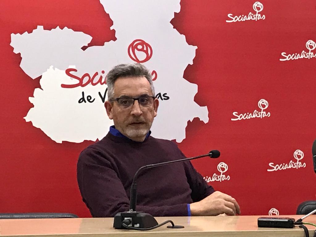 Jesús Martín, alcalde de Valdepeñas: "La irreponsabilidad de un ciudadano... Si tiene que ir a la cárcel que vaya" Jesús Martín, alcalde de Valdepeñas: "La irreponsabilidad de un ciudadano... Si tiene que ir a la cárcel que vaya"