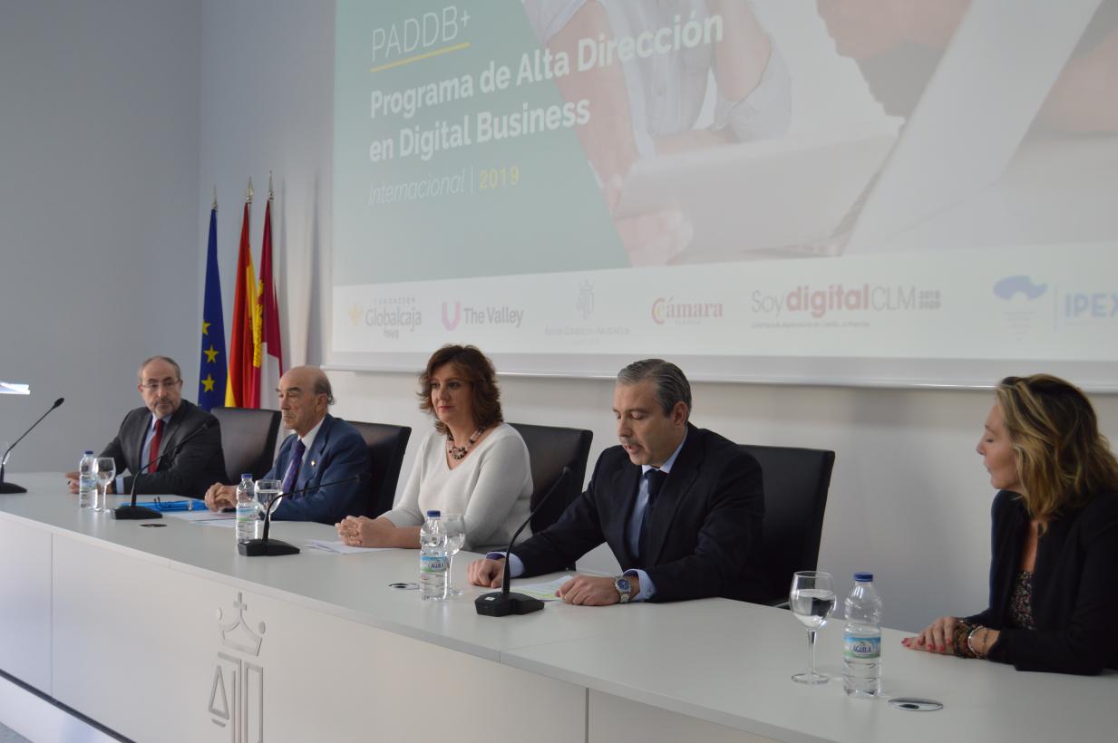 Globalcaja, Junta y Cámara impulsan en C.Real un programa pionero de Alta Dirección en Negocio Digital Globalcaja, Junta y Cámara impulsan en C.Real un programa pionero de Alta Dirección en Negocio Digital