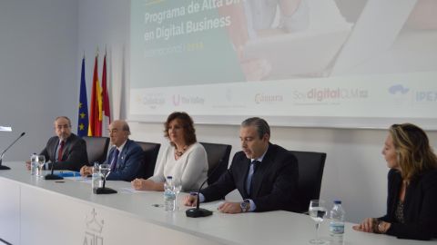 Presentaci&oacute;n del Programa de Alta Direcci&oacute;n en Negocio Digital