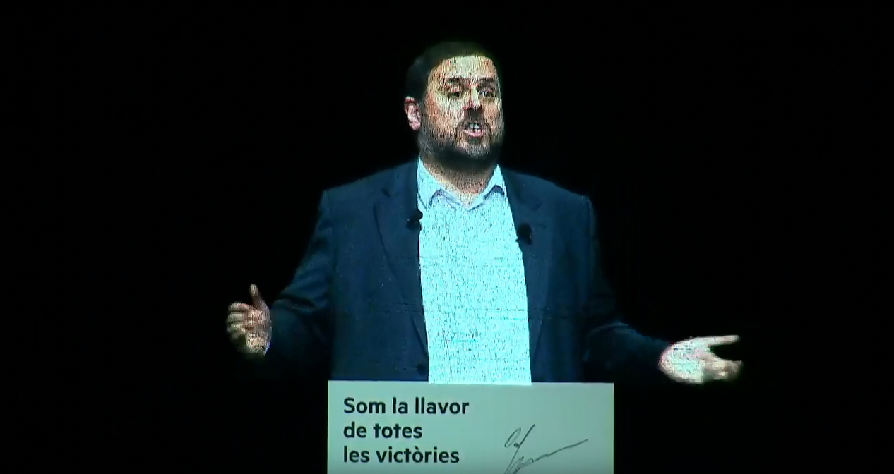 La tertulia: Junqueras reaparece en forma de holograma La tertulia: Junqueras reaparece en forma de holograma