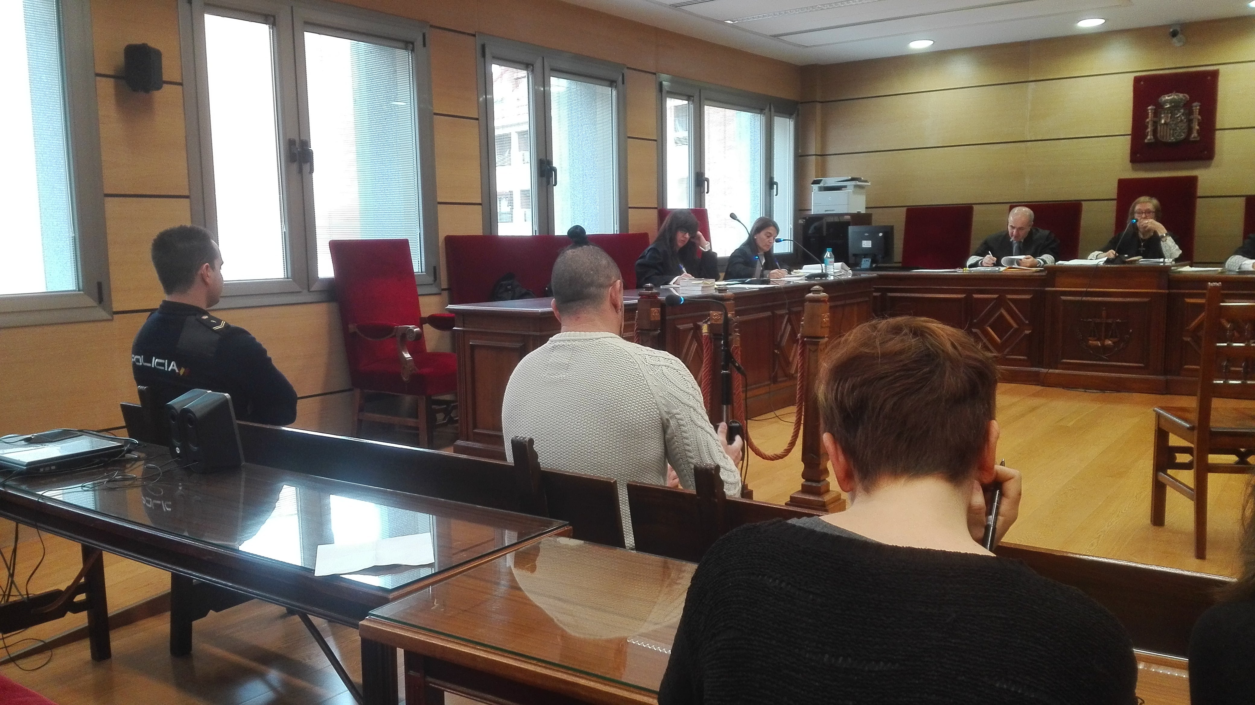 "Este hombre me destruyó, me pegaba y aborté por miedo" "Este hombre me destruyó, me pegaba y aborté por miedo"