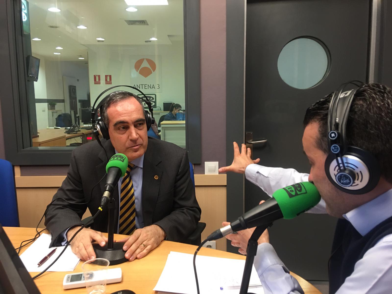 José M. Niederleytner Pte. Cosj. Canario de Coleg. de Abogados: "Este año se recuperarán los valores del turno de oficio de 2010 que fueron rebajados por la crisis" José M. Niederleytner Pte. Cosj. Canario de Coleg. de Abogados: "Este año se recuperarán los valores del turno de oficio de 2010 que fueron rebajados por la crisis"