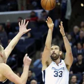 Marc Gasol, en acción ante los Denver Nuggets Marc Gasol, en acción ante los Denver Nuggets
