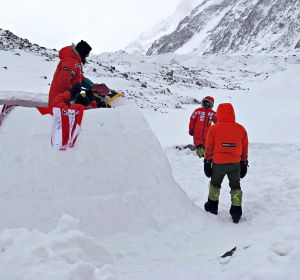 Parte de la expedición de Alex Txikon en el K2 Parte de la expedición de Alex Txikon en el K2