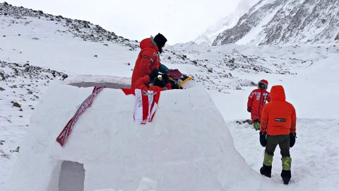 Parte de la expedici&oacute;n de Alex Txikon en el K2