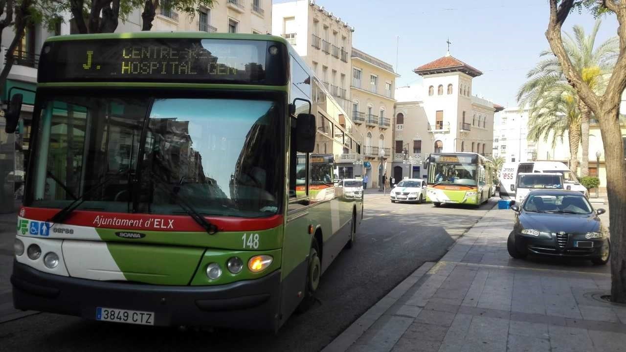 La Generalitat aprueba el primer proyecto de servicio público de transporte de viajeros por carretera entre Vinaròs, Benicarló y Peñíscola La Generalitat aprueba el primer proyecto de servicio público de transporte de viajeros por carretera entre Vinaròs, Benicarló y Peñíscola