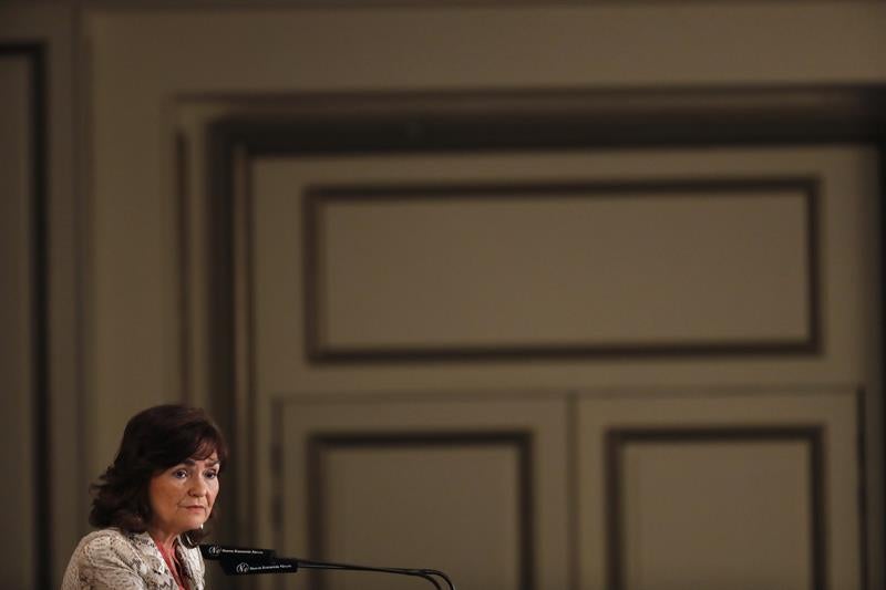 Calvo dice que los pocos militantes de los partidos en España llevan a elegir candidatos independientes como Pepu Hernández Calvo dice que los pocos militantes de los partidos en España llevan a elegir candidatos independientes como Pepu Hernández