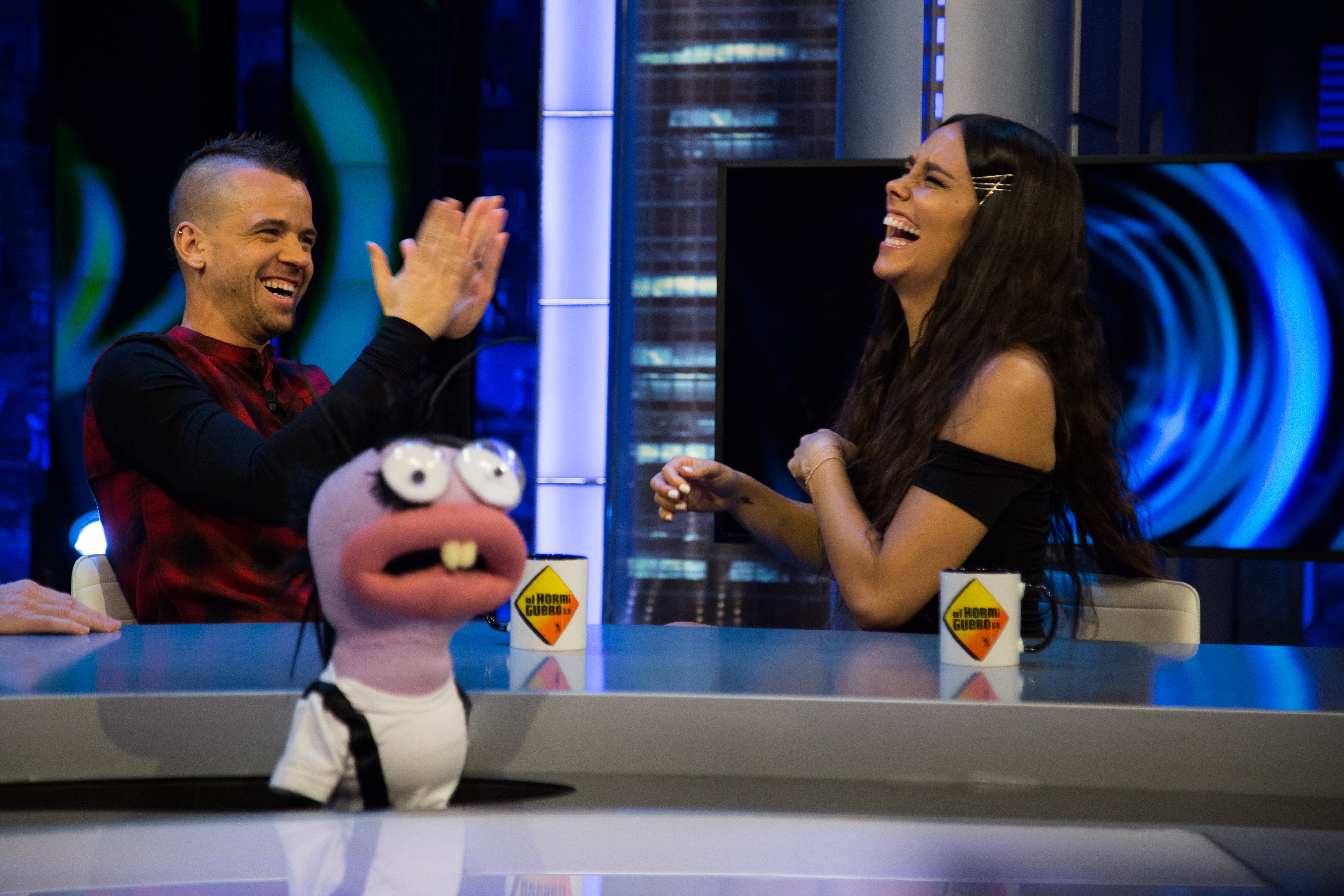 Cristina Pedroche y Dabiz Muñoz demuestran la increíble conexión que tienen en 'El Hormiguero 3.0' Cristina Pedroche y Dabiz Muñoz demuestran la increíble conexión que tienen en 'El Hormiguero 3.0'