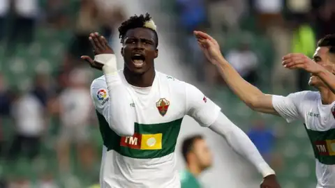 Sory Kaba celebra un gol con el Elche CF ante el CD Lugo. ELCHE CF