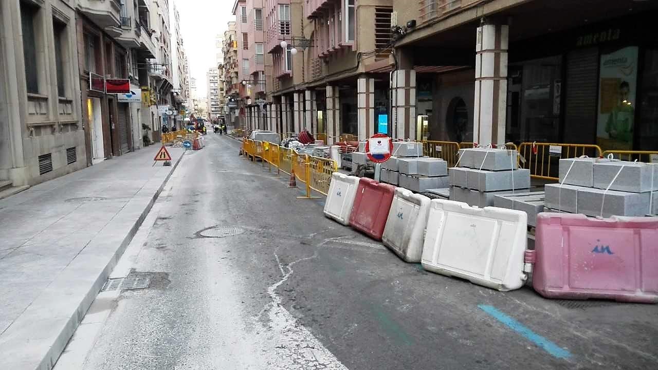 Podemos Elche acusa al tripartito de actuar de forma “antidemocrática” al desoír los acuerdos del pleno municipal Podemos Elche acusa al tripartito de actuar de forma “antidemocrática” al desoír los acuerdos del pleno municipal