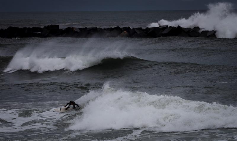 El temporal provoca daños en capital y provincia El temporal provoca daños en capital y provincia