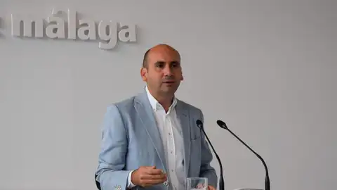 Francisco Conejo El portavoz del PSOE en Diputación de Málaga se presenta a la investidura, tras la marcha de Bendodo a la Junta